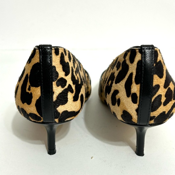 IVANKA TRUMP ~ LEOPARD WOMEN'S  SIZE 6M BEIGE / BLACK CLASSIC  HEEL SHOES - Picture 8 of 14